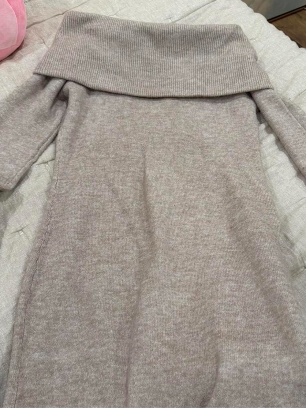 NWT H&M knit maxi off the shoulder